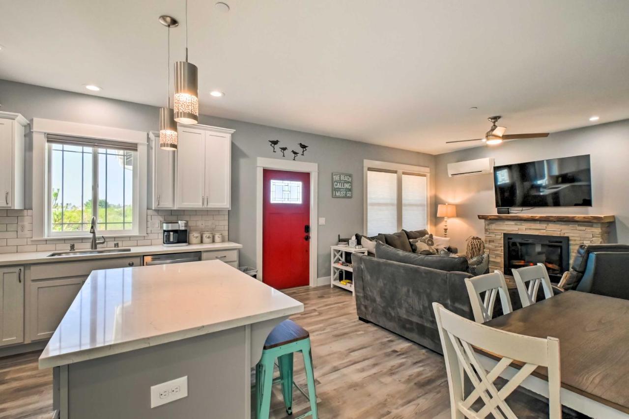 Ocean Shores Getaway With Fireplace And Hot Tub! Экстерьер фото